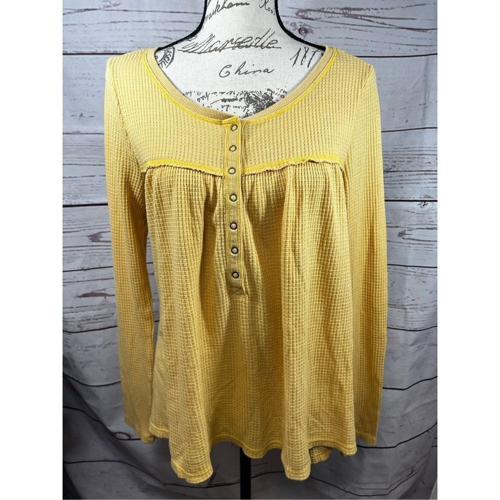 Lucky‎ Brand small yellow long sleeve top - 2356